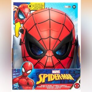 Marvel Spider-Man Glow FX Mask